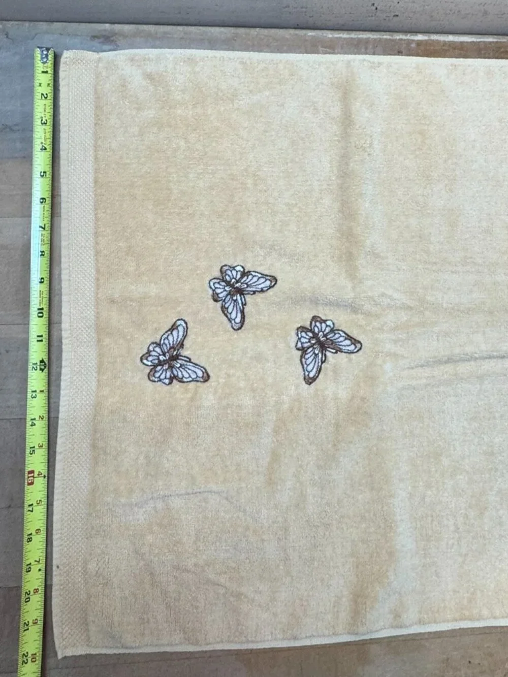 MARTEX Vintage Embroidered Butterfly Towels Lot of 5 MCM Vintage Retro